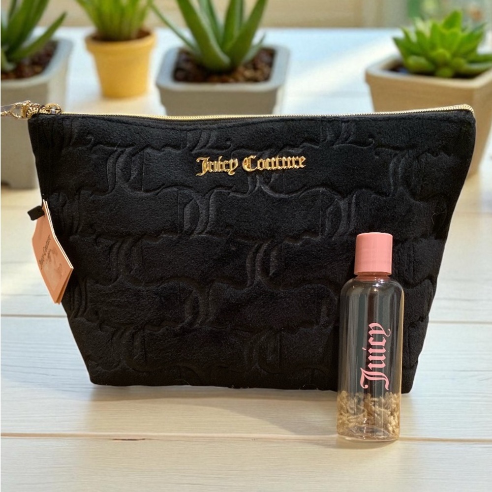 NWT Juicy Couture Black Women's Travel Bag
